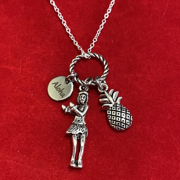 Hawaiian Charm Necklace Hula Girl Aloha Pineapple - Picture 6 of 6